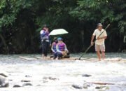 Ratusan Peserta Meriahkan Festival Bamboo Rafting HSS 2025 34 Ratusan Peserta Meriahkan Festival Bamboo Rafting HSS 2025