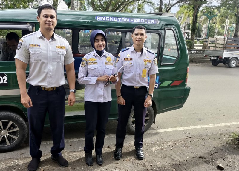 Hal 4 3 KLm Martapura Survei Feeder