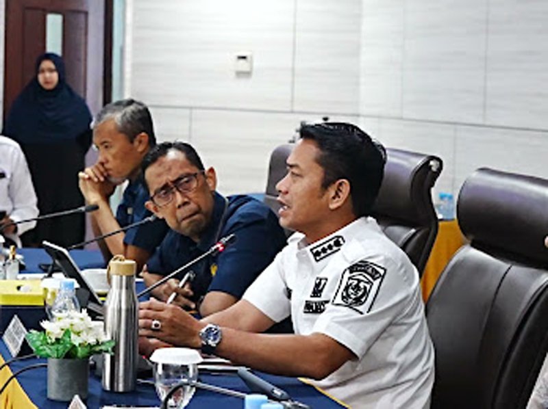 Hal 5 3 Klm Wali Kota HM Yamin