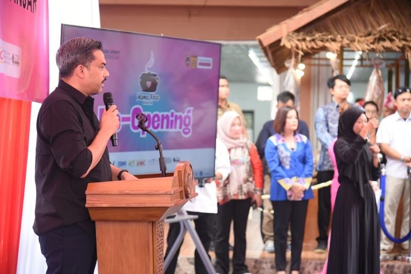 Hal 6 7 KLM BJb 2 Gabung 1