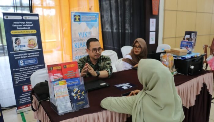 Kemenkum Kalsel Kalsel Hadirkan Layanan AHU dan KI di Barito Kuala Serumpun Festival 2025