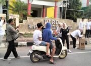 Gatriwara Bagikan Makanan , Kampanye Tolak Narkoba 41 Gatriwara Bagikan Makanan , Kampanye Tolak Narkoba
