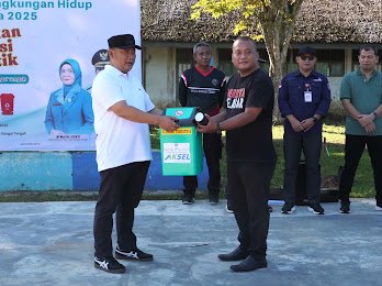 Bupati HST Pimpin Peringatan Hari Lingkungan Hidup Sedunia dan Ikut Bersih-bersih 3 IMG 20250605 WA0011