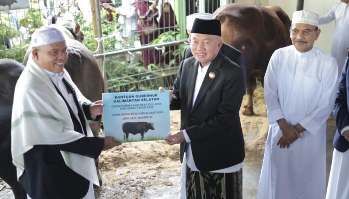 Ikuti Penyerahan Sapi Kurban Dari Presiden RI, Supian HK Sebut Bukti Presiden Peduli dan Cinta Rakyat Indonesia 2 IMG 20250606 WA0015