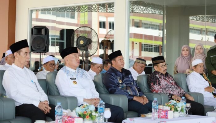 Dukung Peningkatan Kualitas Pendidikan, Bupati HbBahrul Ilmi Hadiri Peresmian Gedung Rektorat Uniska 3 IMG 20250614 WA0015 1