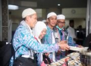 Minggu Dinihari Ini Tiba, Jemaah Haji Debarkasi Banjarmasin Dijamu Soto Banjar 34 Minggu Dinihari Ini Tiba, Jemaah Haji Debarkasi Banjarmasin Dijamu Soto Banjar