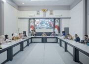 Pansus IV DPRD Kalsel Dalami Pengelolaan Tambang di Dinas ESDM Jatim 31 Pansus IV DPRD Kalsel Dalami Pengelolaan Tambang di Dinas ESDM Jatim