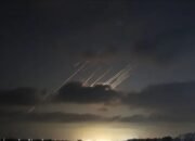 Israel Kembali Lancarkan Serangan Udara ke Sejumlah Situs Rudal Iran 35 Israel Kembali Lancarkan Serangan Udara ke Sejumlah Situs Rudal Iran