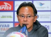 Ong Kim Swee Tinggalkan Persis Solo, Jadi Pelatih BaruPersik Kediri 10 Ong Kim Swee Tinggalkan Persis Solo, Jadi Pelatih BaruPersik Kediri