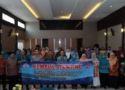 Hj. Noor Hayati Bahrul Ilmi Ajak Gotong Royong Cegah Stunting 20 Hj. Noor Hayati Bahrul Ilmi Ajak Gotong Royong Cegah Stunting