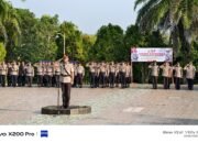 Upacara Ziarah Peringati Hari Bhayangkara ke-79 di TMP Wadah Batuah