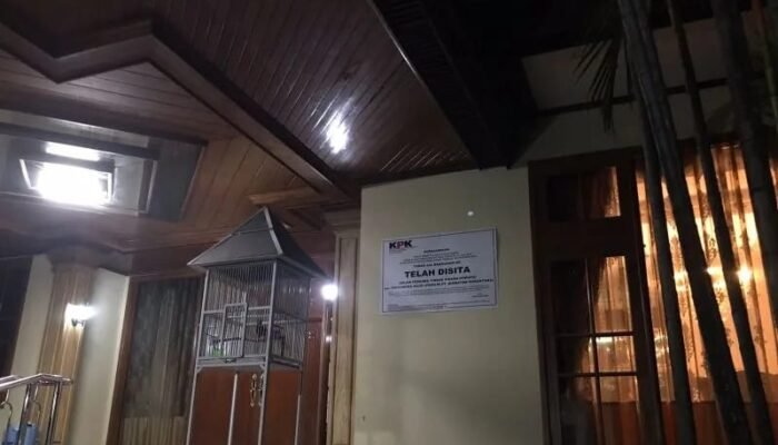 Lima Mobil dan Senpi Disita KPK Saat Geledah Dua Rumah di Kasus PT Jembatan Nusantara