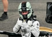 Bintang Film Papan Atas Tom Cruise Bertemu Brad Pitt dalam Pemutaran Perdana Film F1 35 Bintang Film Papan Atas Tom Cruise Bertemu Brad Pitt dalam Pemutaran Perdana Film F1