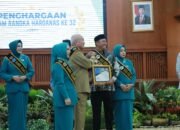 Gubernur Kalsel Kukuhkan Bupati dan Ketua TP PKK Batola sebagai Ayah dan Bunda GenRe 9 Gubernur Kalsel Kukuhkan Bupati dan Ketua TP PKK Batola sebagai Ayah dan Bunda GenRe