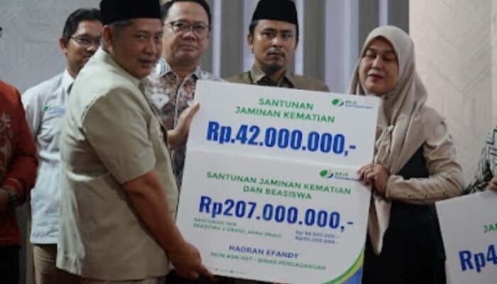 Bupati HST Tegaskan Komitmen Lindungi Pekerja Rentan Lewat Jaminan Sosial 3 IMG 20250625 WA0045