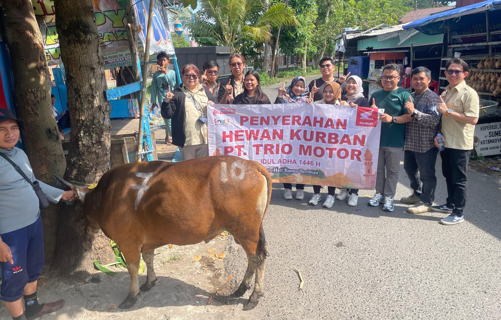 60 Tahun Trio Motor, Kian Erat Bersama Masyarakat lewat Berkurban 1 IMG 20250609 194704 scaled