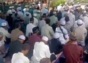 Jemaah Padati Haul ke-43 KH Muhammad Zaini bin Mahmuda 46 Jemaah Padati Haul ke-43 KH Muhammad Zaini bin Mahmuda