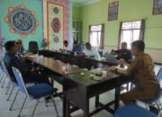 Ketua LPTQ Katingan Pimpin Rapat Persiapan Ikuti MTQ Kalteng 18 Ketua LPTQ Katingan Pimpin Rapat Persiapan Ikuti MTQ Kalteng