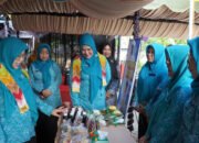 Desa Tambingkar Dikunjungi Tim Penilai Lomba Dasawisma Ber-PHBS Kalsel 7 Desa Tambingkar Dikunjungi Tim Penilai Lomba Dasawisma Ber-PHBS Kalsel