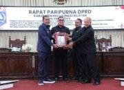 Bupati HSS Sampaikan Ranperda Perubahan APBD 2025 27 Bupati HSS Sampaikan Ranperda Perubahan APBD 2025
