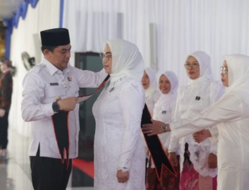 Andi Rudi Latif Kukuhkan Bunda PAUD Tanah Bumbu 1 Hal 12 Tanbu 35 klm