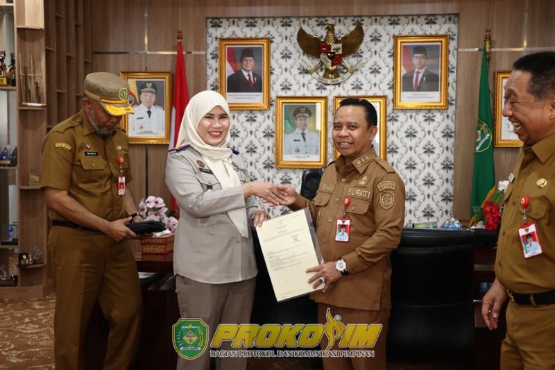 Sertifikat Rampung Pembangunan Sekolah Rakyat Tapin Melaju 1 Hal 12 Tapin 35 klm