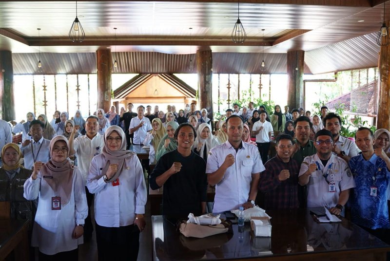 Hal 4 4 KLm Martapura Program yess