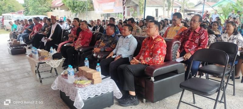 Hal 4 Foto kontrak Kapuas 1