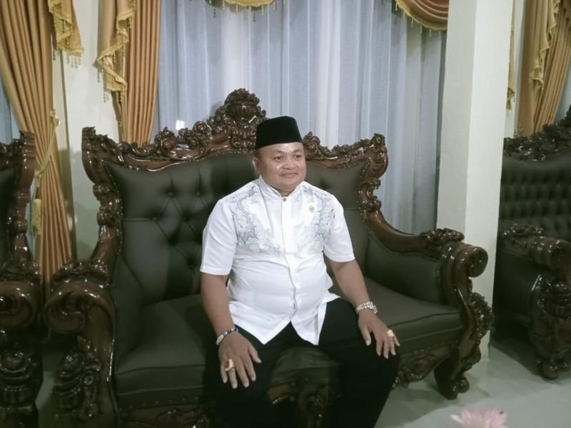 Hal 4 Foto kontrak Kapuas 17