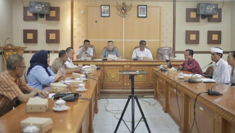 Hal 6 3 Klm Dunia Kerja