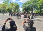 Aliansi TAM Gelar Demo di DPRD, Desak Izin Tambang Raja Ampat dan Kalteng di Cabut 21 Aliansi TAM Gelar Demo di DPRD, Desak Izin Tambang Raja Ampat dan Kalteng di Cabut