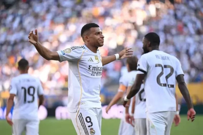 Kalahkan Dortmund Secara Dramatis, Real Madrid Tantang PSG di Semifinal di Piala Dunia Antarklub 1 IMG 20250706 WA0025