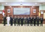 Hadiri Pelantikan Sekda Kalsel, Supian HK Tekankan Pentingnya Integritas, Profesionalisme dan Loyalitas 8 Hadiri Pelantikan Sekda Kalsel, Supian HK Tekankan Pentingnya Integritas, Profesionalisme dan Loyalitas