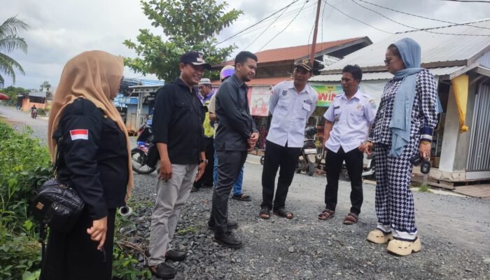 Dua Tahun Tanpa Air Bersih, Lima Desa Menjerit [] Dua Anggota DPRD Banjar Turun Tangan
