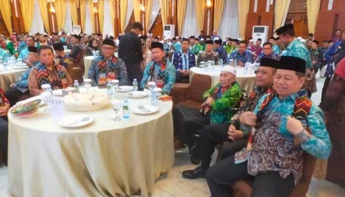 Sekjen MUI Minta Ulama Jangan Sekedar Menjadi "Pemadam Kebakaran", Apresiasi Rakorda se Kalimantan 3 IMG 20250718 WA0086