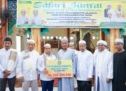 Safari Jumat di Suato Tatakan, Bupati Tapin Serahkan Bantuan Rp200 Juta 15 Safari Jumat di Suato Tatakan, Bupati Tapin Serahkan Bantuan Rp200 Juta