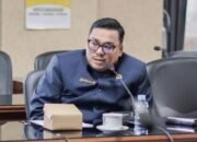 SPMB 2025 Menuai Sorotan, Habib Umar Desak Sosialisasi dan Posko Aduan Diperkuat 17 SPMB 2025 Menuai Sorotan, Habib Umar Desak Sosialisasi dan Posko Aduan Diperkuat