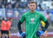 Kiper Asal Wales, Adam Przybek Cari Chemistry di Pertahanan Persib 9 Kiper Asal Wales, Adam Przybek Cari Chemistry di Pertahanan Persib
