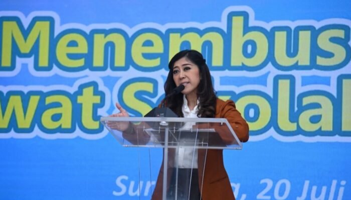 ‎Menkomdigi Ajak Media Kawal Sekolah Rakyat Lewat Informasi Akurat‎