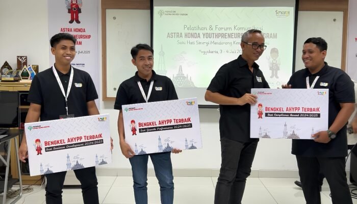 Dorong Ekonomi dan Lapangan Kerja Baru, Yayasan AHM Latih Puluhan UMKM Bengkel Sepeda Motor