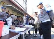 Cegah Pelanggaran Anggota, Bid Propam Polda Kalsel Gelar Gaktiplin dan Asistensi di Polresta Banjarmasin 8 Cegah Pelanggaran Anggota, Bid Propam Polda Kalsel Gelar Gaktiplin dan Asistensi di Polresta Banjarmasin