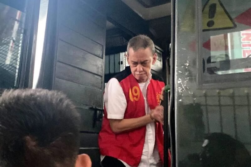 Penyanyi dan Pencipta Lagu, Fariz RM Kecewa, Sidangnya Kembali Ditunda Pengadilan 1 IMG 20250728 WA0039 e1753696239758