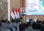 Sinergi Kuat, Kinerja Hebat: Pimti Kemenkum Kalsel Ikuti Rakor Evaluasi Kinerja Semester I 33 Sinergi Kuat, Kinerja Hebat: Pimti Kemenkum Kalsel Ikuti Rakor Evaluasi Kinerja Semester I