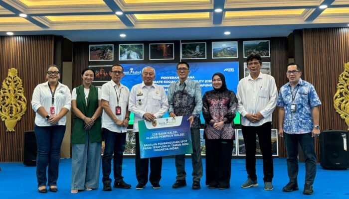 Bank Kalsel Serahkan CSR Pembangunan Spot Pasar Terapung di TMII, Wujud Dukung Pelestarian Budaya dan Pemberdayaan UMKM Daerah