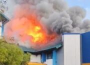 Rektorat ULM Banjarmasin Terbakar 8 Rektorat ULM Banjarmasin Terbakar