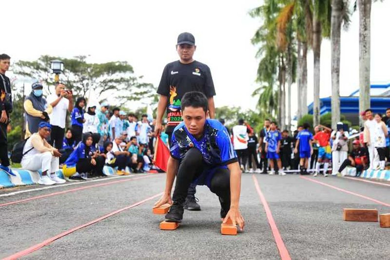 08 3 klm Lari balok jpg