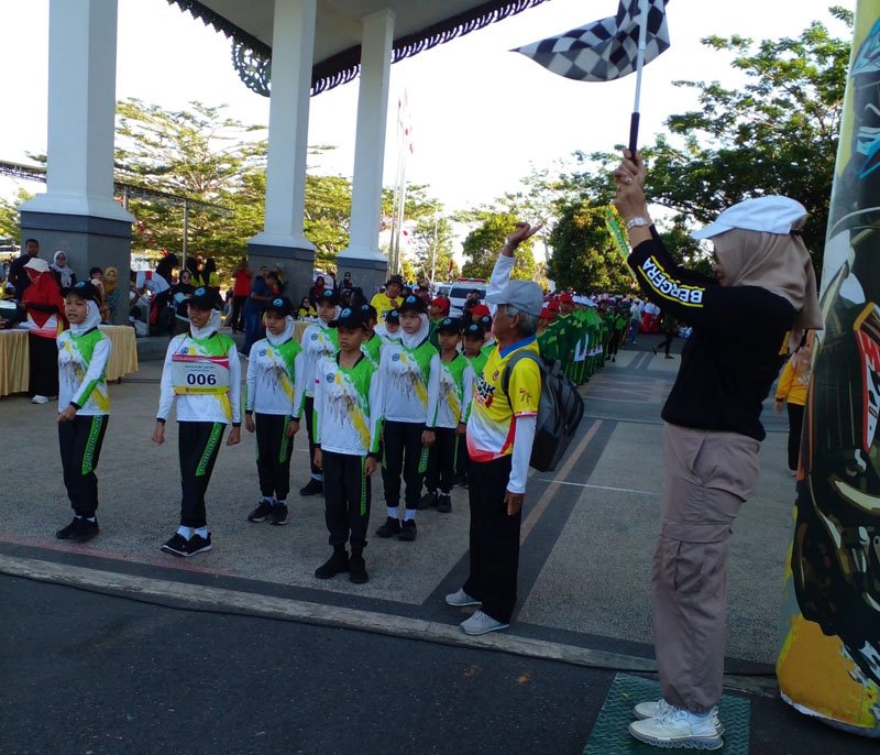 Lomba Gerak Jalan Harjad Kalsel dan HUT RI 2025 Akan diikuti 600 peserta 1 08 3klm peserta jpg