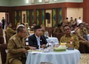 Dorong Penguatan Tata Kelola Pemerintahan Bersih dan Akuntabel 13 Dorong Penguatan Tata Kelola Pemerintahan Bersih dan Akuntabel