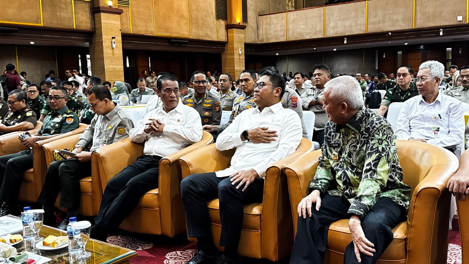 1 4 klm Kontrak Pemprov 1 Gubernur H Muhidin sukseskan swasembada pangan scaled