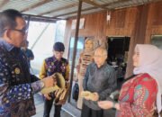 Bupati HSU Sambut Hangat Warga Banjar Perantauan di Amuntai 45 Bupati HSU Sambut Hangat Warga Banjar Perantauan di Amuntai